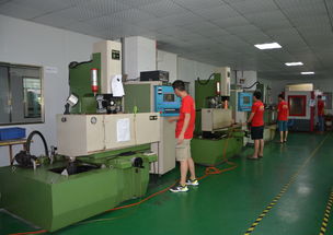 硅胶制品定制所需材料与技术交流要点解析